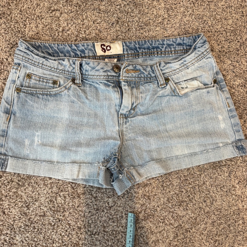Y2K VTG SO Denim Shorts Size 9 Light Wash Distressed Low Rise Cuffed Pockets